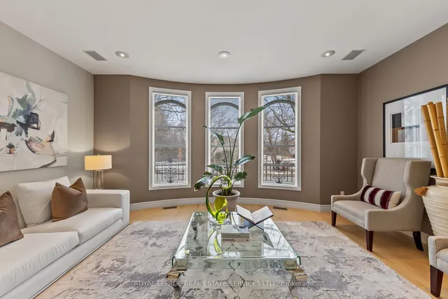 Additional property image - 477 Old Orchard Grve