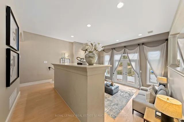 Additional property image - 477 Old Orchard Grve