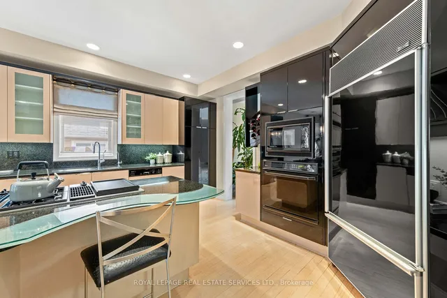 Additional property image - 477 Old Orchard Grve