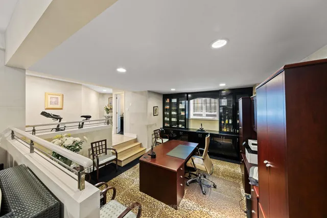 Additional property image - 477 Old Orchard Grve