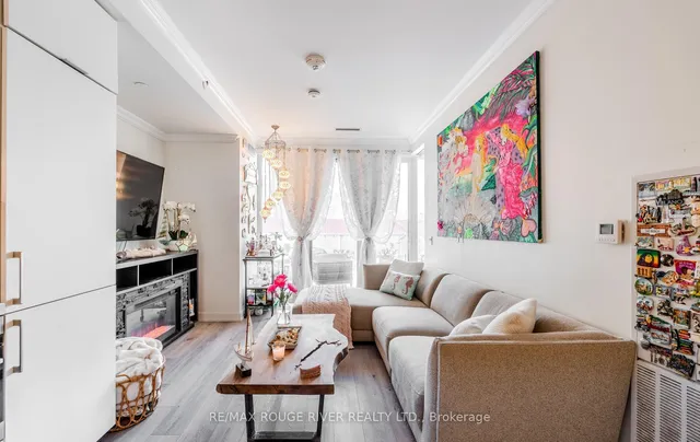 Additional property image - 15 Queens Quay Unit 921