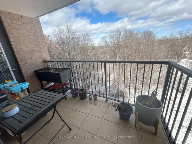 Additional property image - 16 Dallimore Circ Unit 414