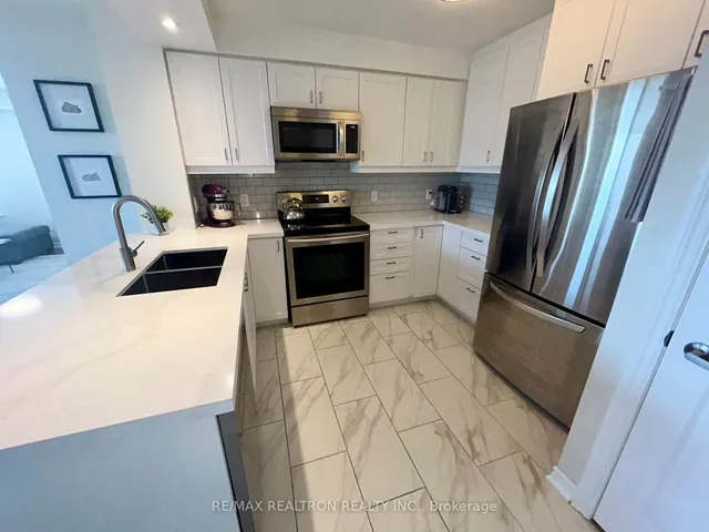Additional property image - 16 Dallimore Circ Unit 414