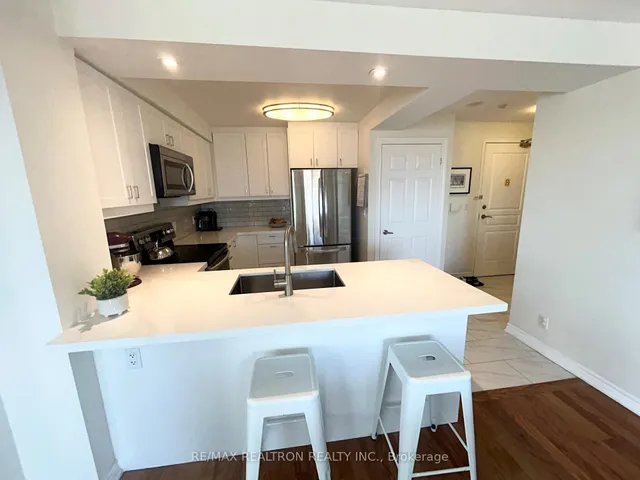 Additional property image - 16 Dallimore Circ Unit 414