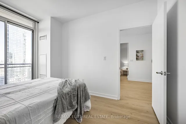 Additional property image - 25 Capreol Crt Unit 3805
