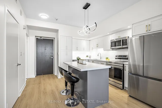Additional property image - 25 Capreol Crt Unit 3805