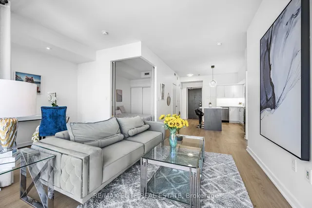 Additional property image - 25 Capreol Crt Unit 3805