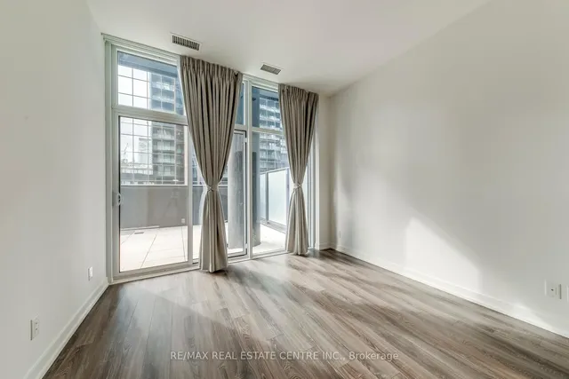 Additional image 24 of 20 Edward St Unit 406