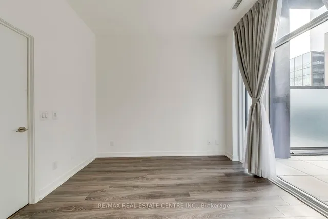 Additional image 16 of 20 Edward St Unit 406