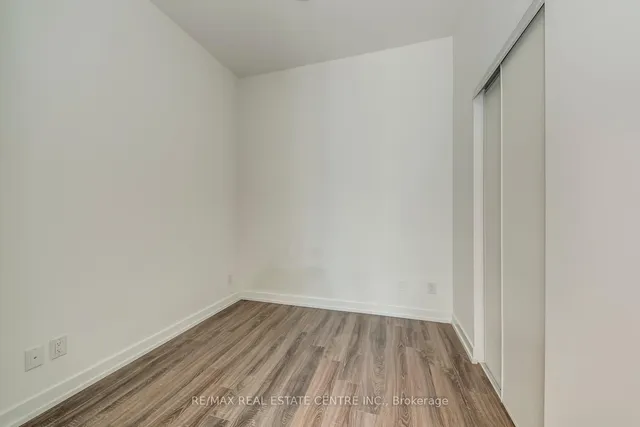 Additional image 13 of 20 Edward St Unit 406