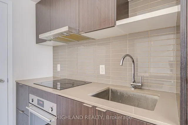 Additional property image - 100 Harbour St Unit 3909