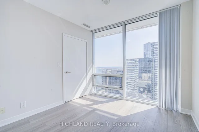 Additional property image - 100 Harbour St Unit 3909
