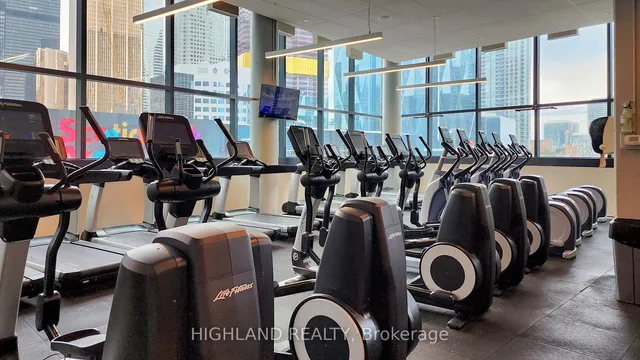 Additional property image - 100 Harbour St Unit 3909