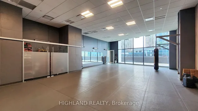 Additional property image - 100 Harbour St Unit 3909
