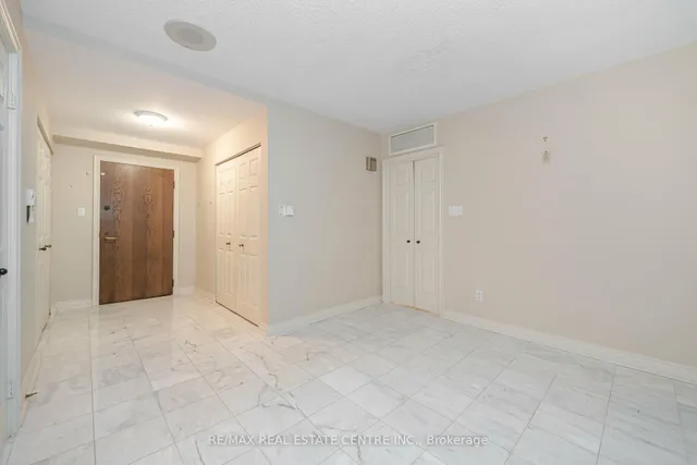 Additional image 31 of 175 Cumberland St Unit 2201