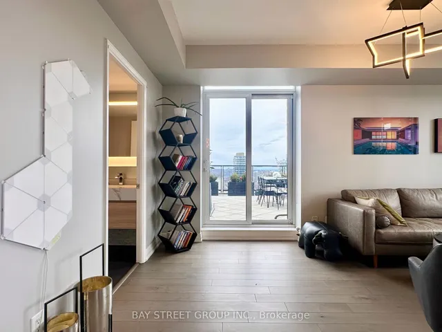 Additional property image - 25 Carlton St Unit 3101