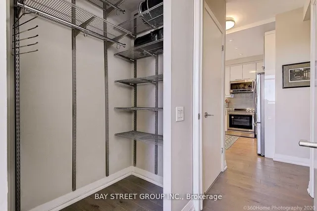 Additional property image - 25 Carlton St Unit 3101