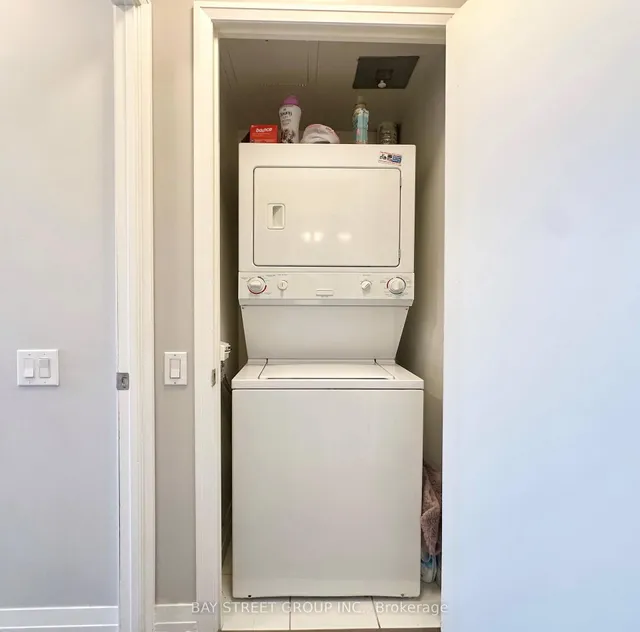 Additional property image - 25 Carlton St Unit 3101