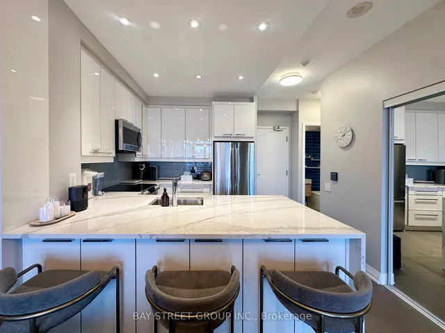 Additional property image - 25 Carlton St Unit 3101