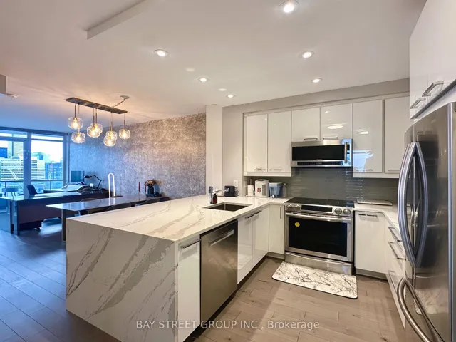 Additional property image - 25 Carlton St Unit 3101