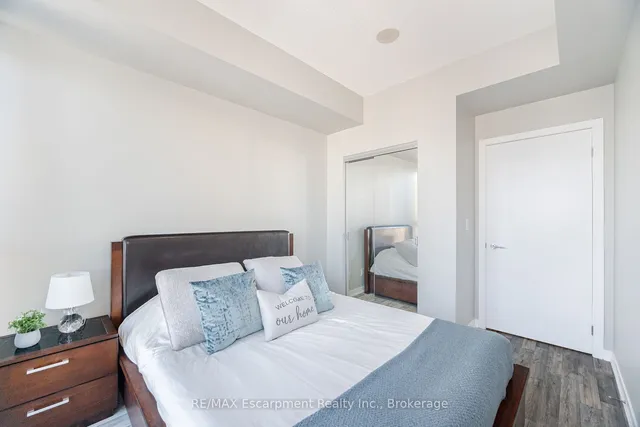 Additional property image - 150 East Liberty St Unit 2301