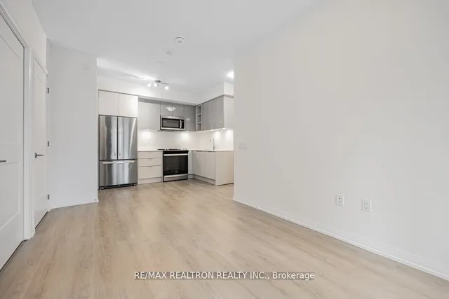 Additional property image - 25 Holly St Unit 710