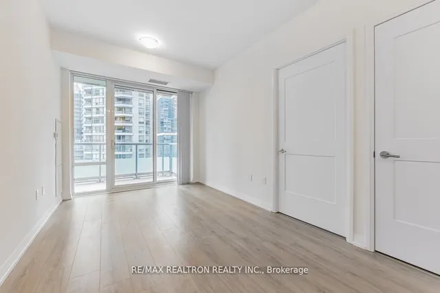 Additional property image - 25 Holly St Unit 710