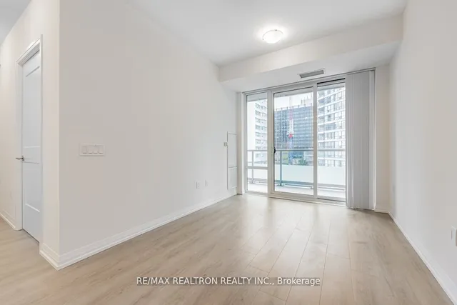 Additional property image - 25 Holly St Unit 710