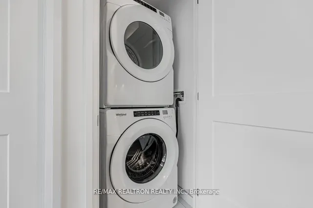 Additional property image - 25 Holly St Unit 710