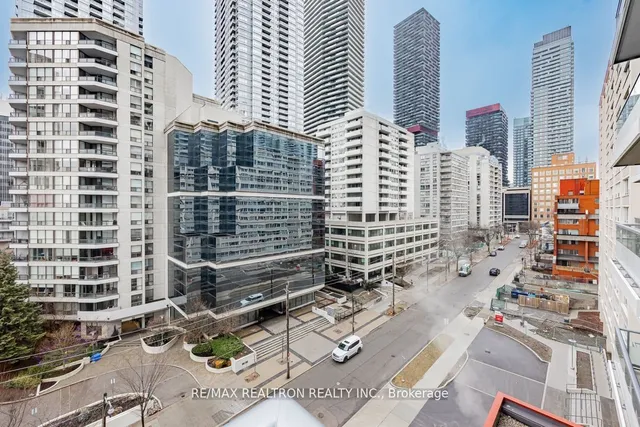 Additional property image - 25 Holly St Unit 710