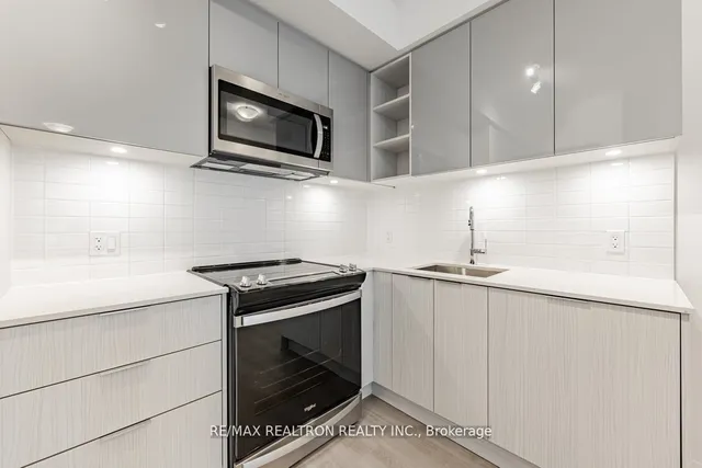 Additional property image - 25 Holly St Unit 710