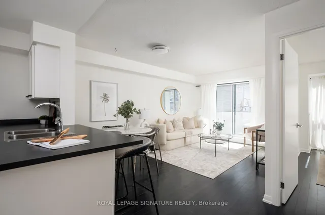 Additional property image - 18 Beverley St Unit 322