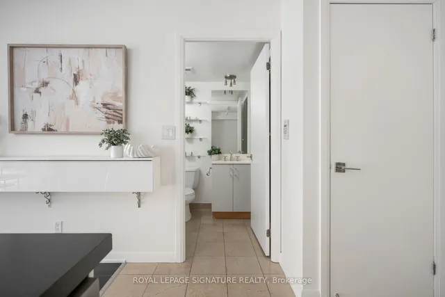 Additional property image - 18 Beverley St Unit 322