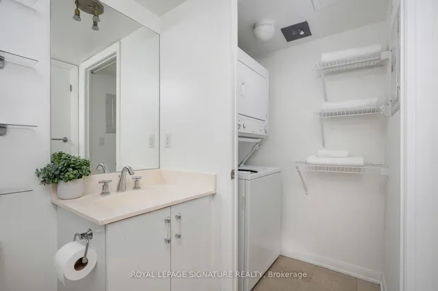 Additional property image - 18 Beverley St Unit 322