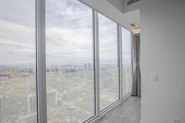 Additional property image - 181 Dundas St Unit 5303