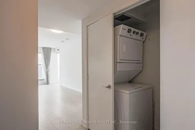 Additional property image - 181 Dundas St Unit 5303