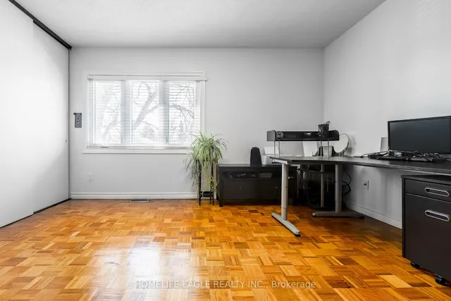 Additional property image - 199 Hollyberry Tr