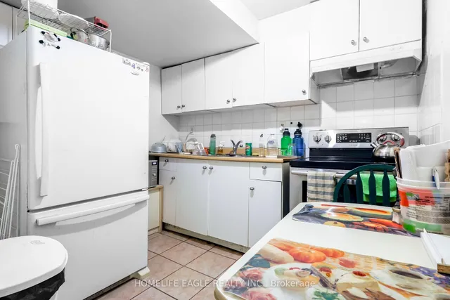 Additional property image - 199 Hollyberry Tr