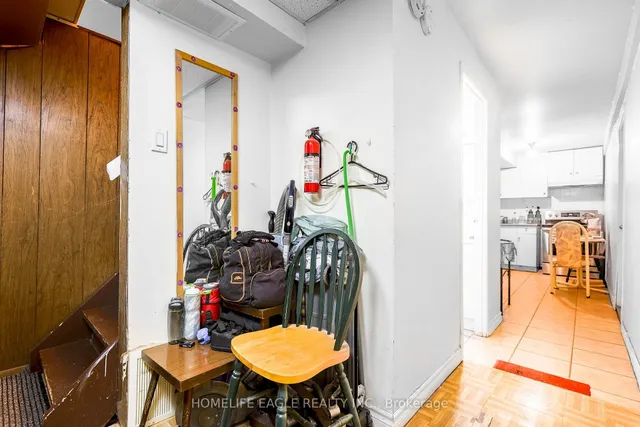 Additional property image - 199 Hollyberry Tr
