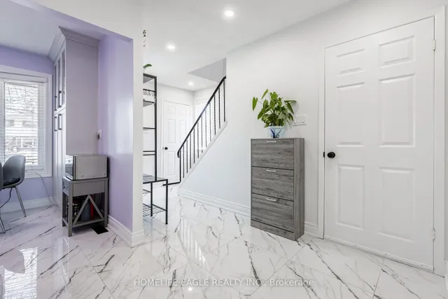 Additional property image - 199 Hollyberry Tr