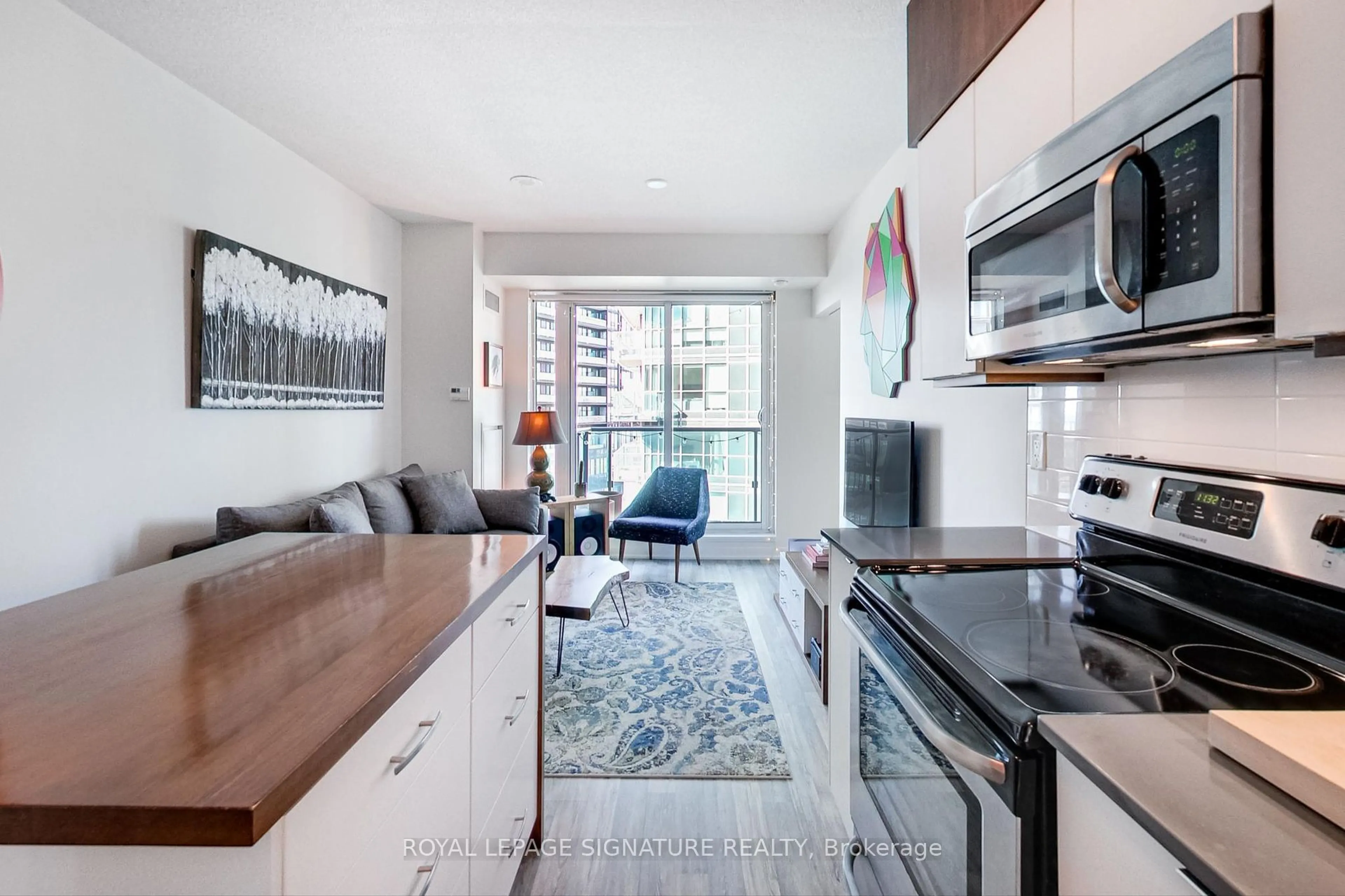 Open concept kitchen, unknown for 69 Lynn Williams St #1209, Toronto Ontario M6K 3R7