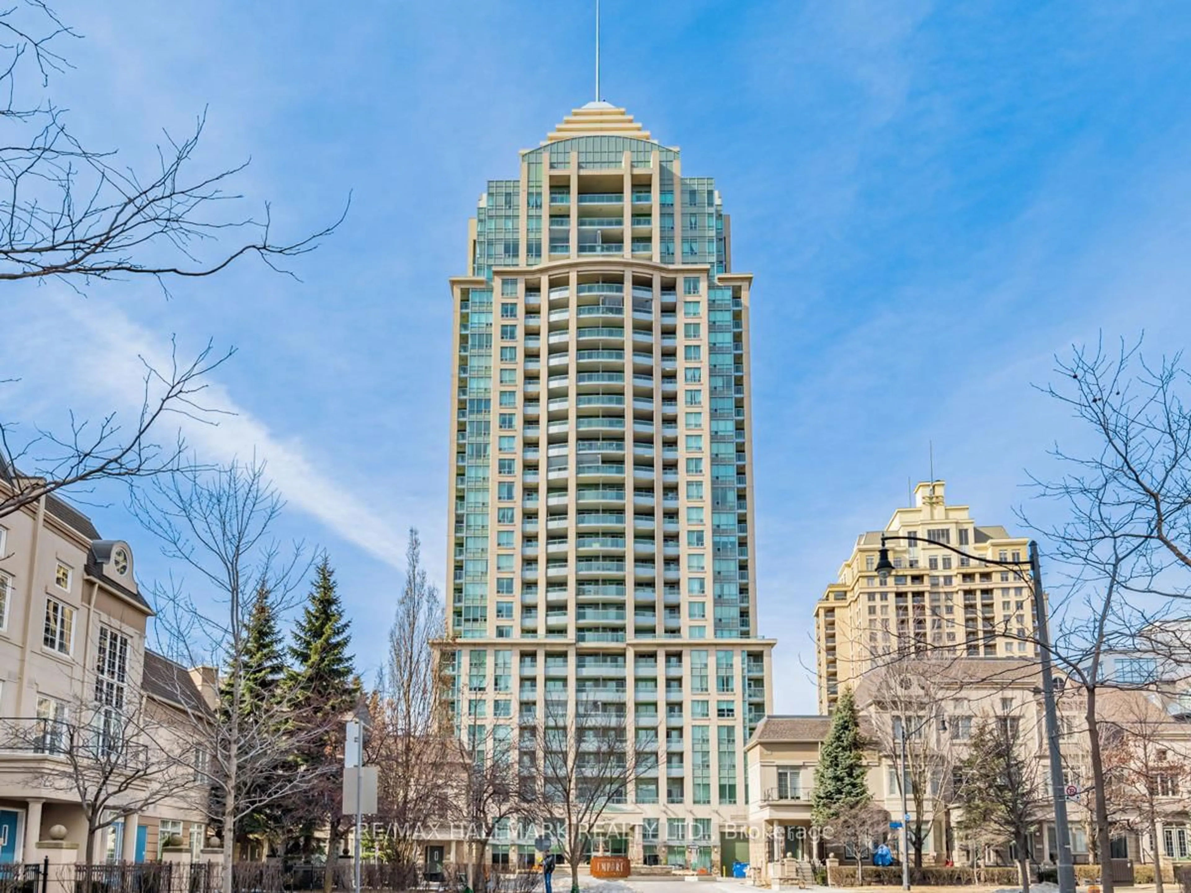 Indoor foyer for 17 Barberry Pl #1515, Toronto Ontario M2K 3E2