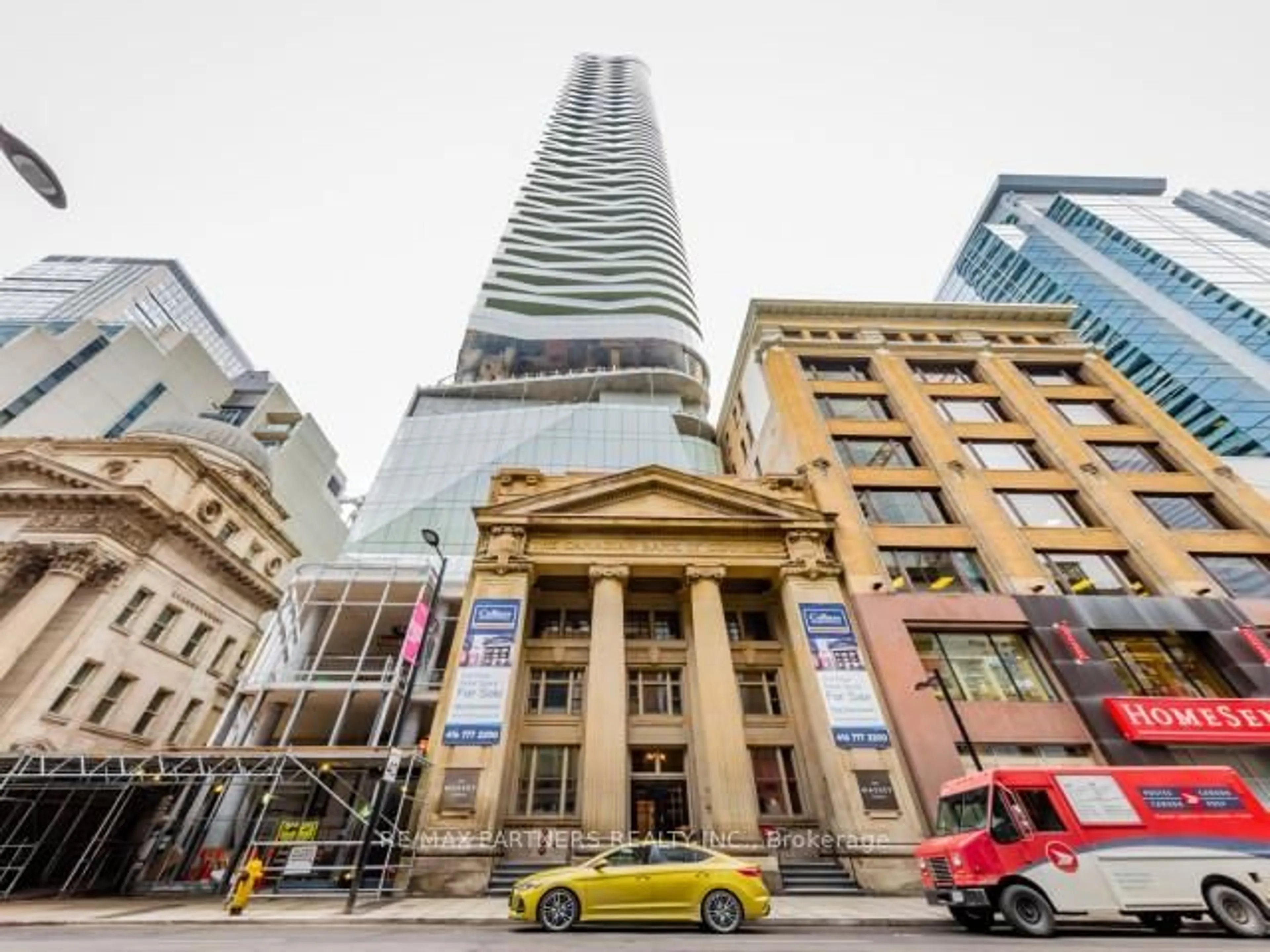 Unknown for 197 Yonge St #1704, Toronto Ontario M5B 1M4
