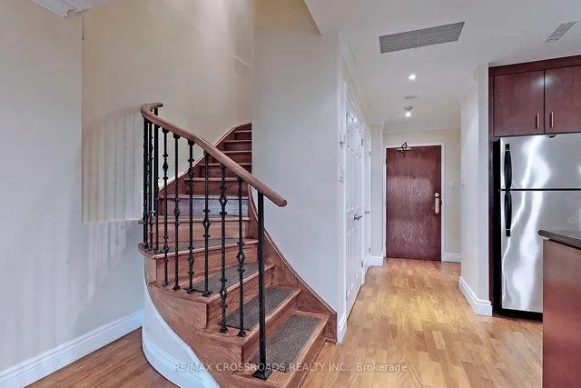 Additional property image - 1001 Bay St Unit Ph02