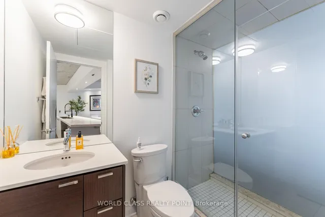 Additional property image - 375 King St Unit 705