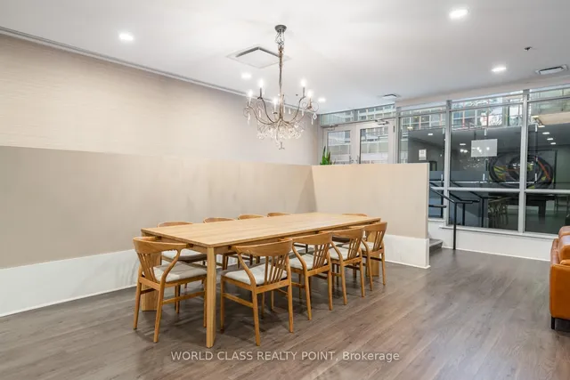 Additional property image - 375 King St Unit 705