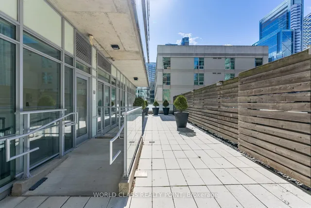 Additional property image - 375 King St Unit 705