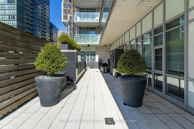 Additional property image - 375 King St Unit 705
