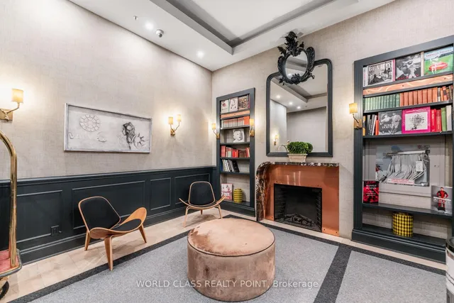 Additional property image - 375 King St Unit 705