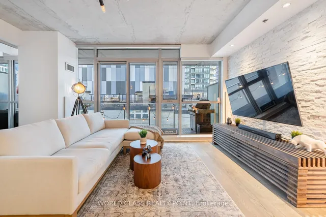 Additional property image - 375 King St Unit 705